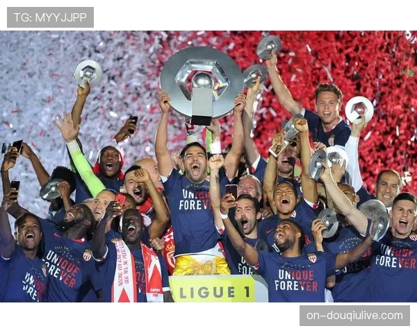 财务观察:欧冠奖金分配方案微调,旨在缩小豪门与中小俱乐部差距 财务观察:欧冠奖金分配方案微调,旨在缩小豪门与中小俱乐部差距