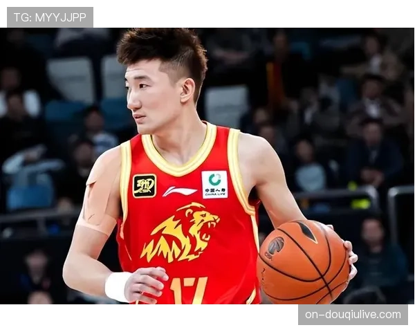 孙铭徽带伤出战砍下三双，广厦主场力克浙江稠州将系列赛拖入抢五